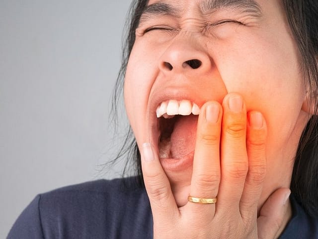 Emergency Dental Visits: What Counts as an Emergency?